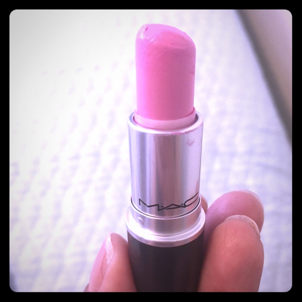 MAC amplified - Saint Germain lipstick